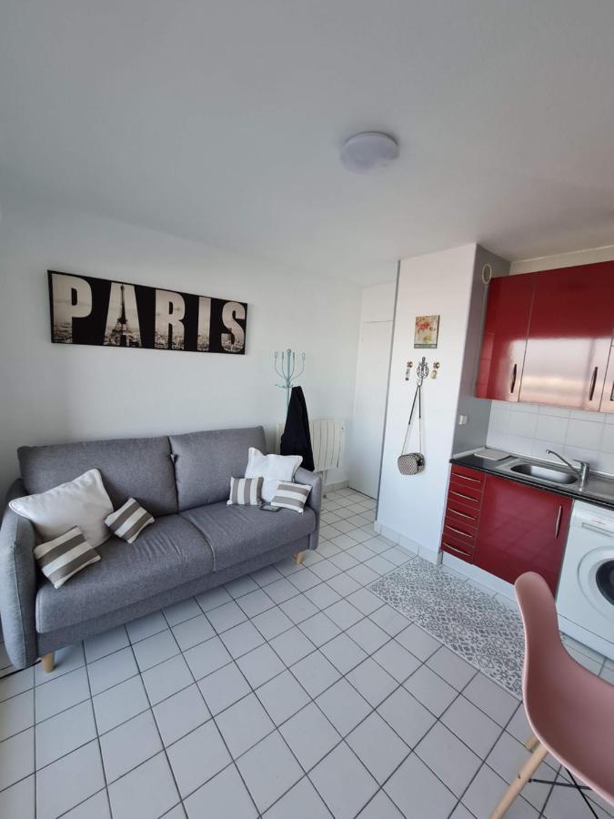 Appartement En Premiere Ligne De Plage 앙다이 외부 사진